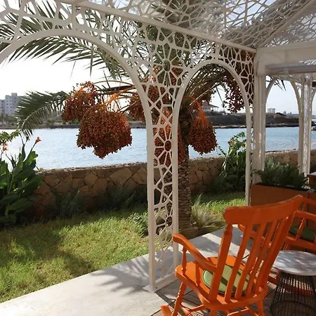 Famagusta's Best Kept Secret On The Sea Lejlighed